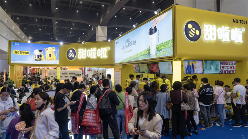累計簽約481份，甜啦啦實(shí)力亮相鄭州國際連鎖加盟展